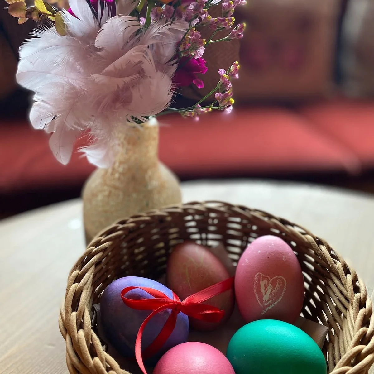 \ud83c\udf38 Ostern im Maiens\u00e4ss Hotel Guarda Val \ud8…