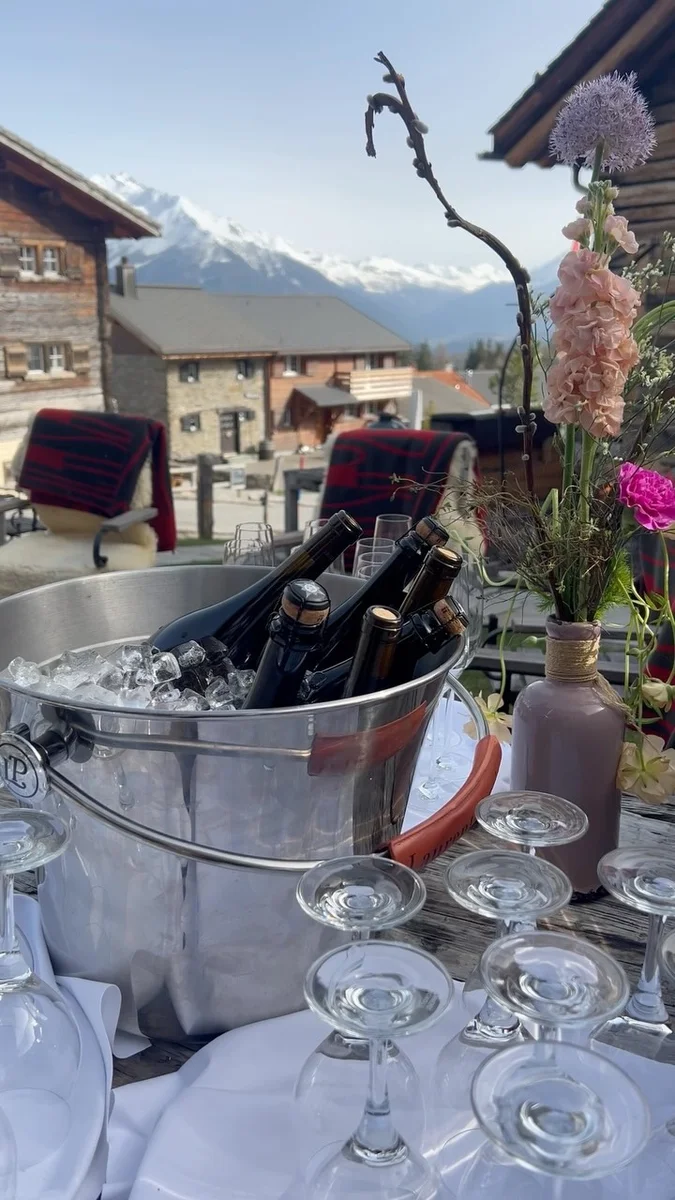 \ud83c\udf77\u2728Flying Wine & Dine im Guarda Val \u2728\u…